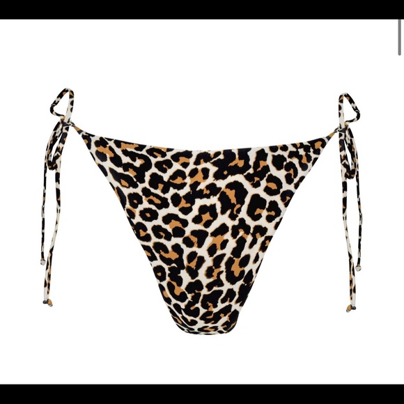 Code B Bikini Set - Picture 4 of 6